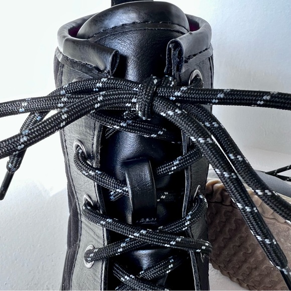 Liz Claiborne Winter/ Rain Boots Memory Foam LC Redonda Black Winter Boots Sz 6 - Picture 6 of 15